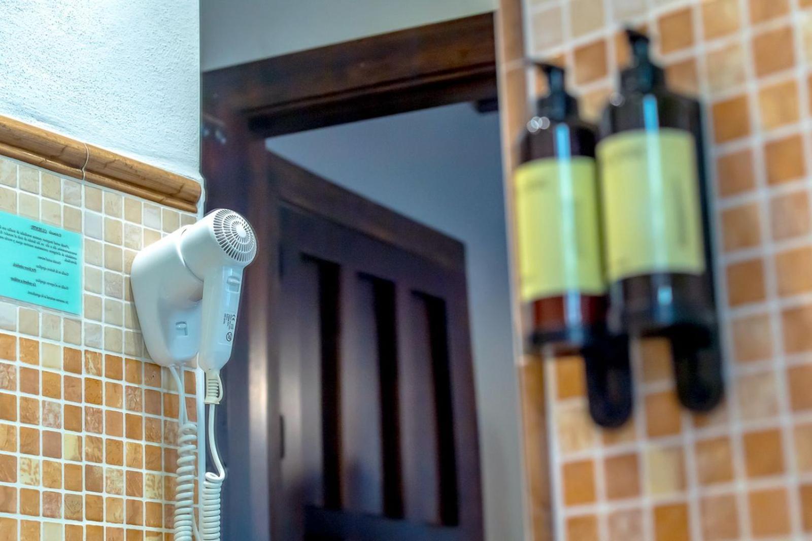 Hotel Tharsis Cazorla Ngoại thất bức ảnh